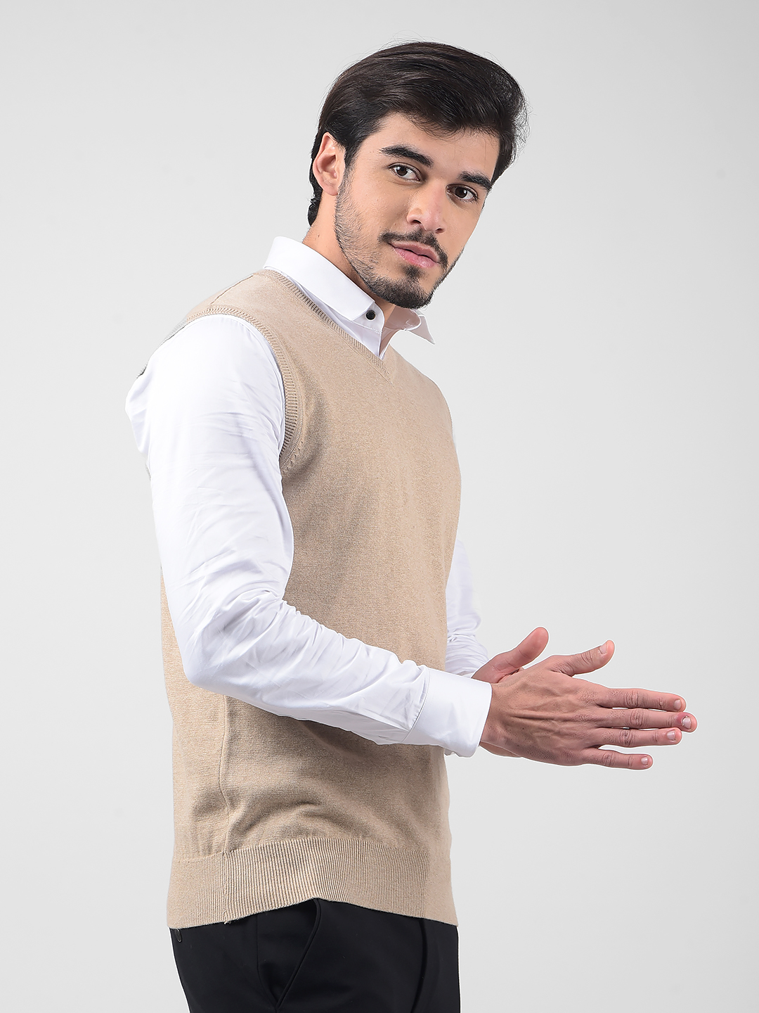 Numero Uno Men Solid Beige Sweater
